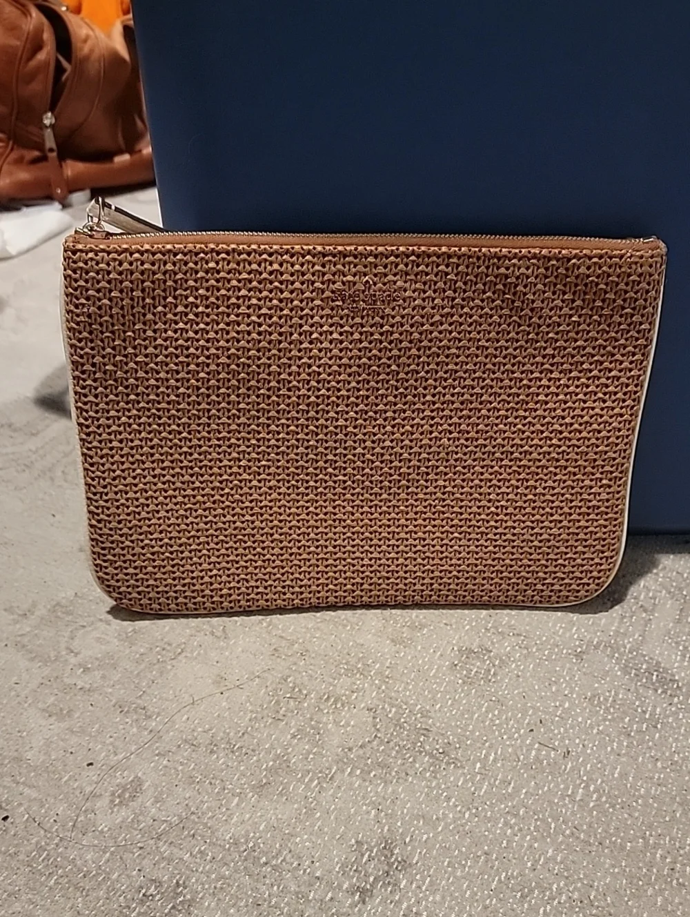 KATE SPADE Woven Straw Clutch - Tan